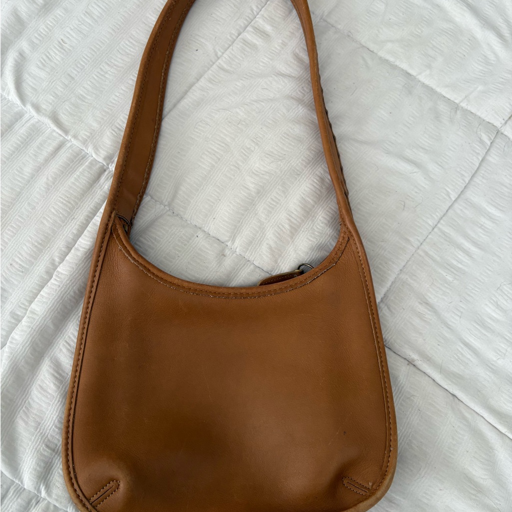 Vintage Coach Ergo Mini Zip Bag Shoulder Bag 9020